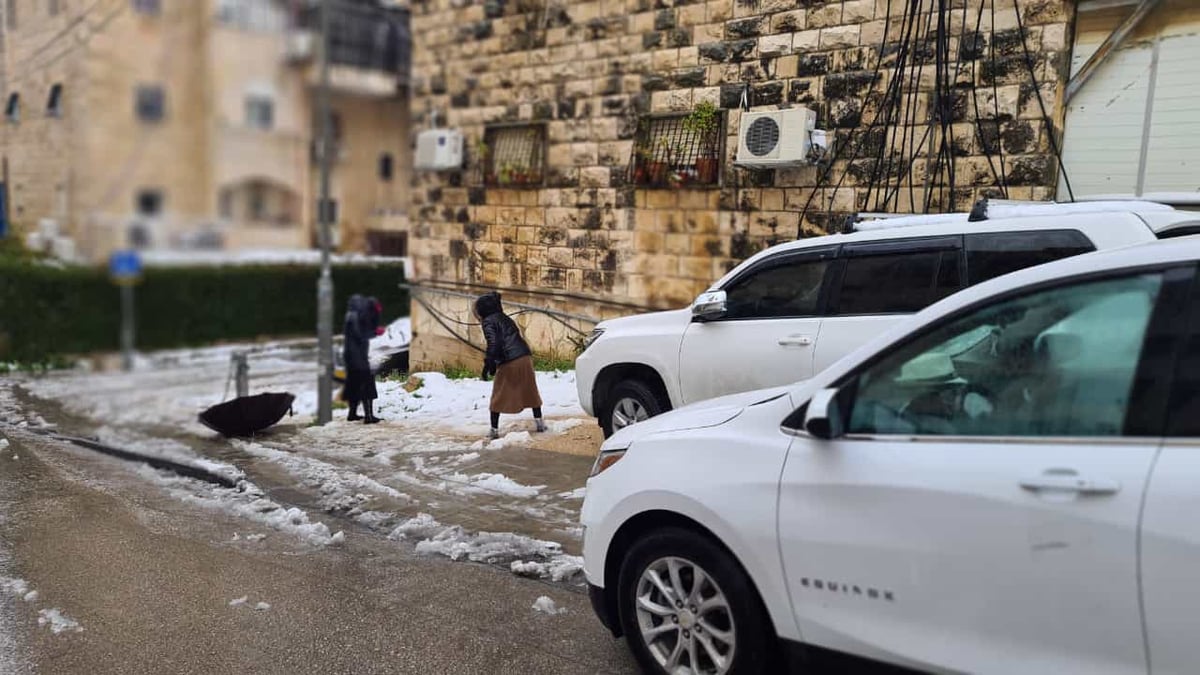 אלו הן בובות השלג של הילדים הירושלמים