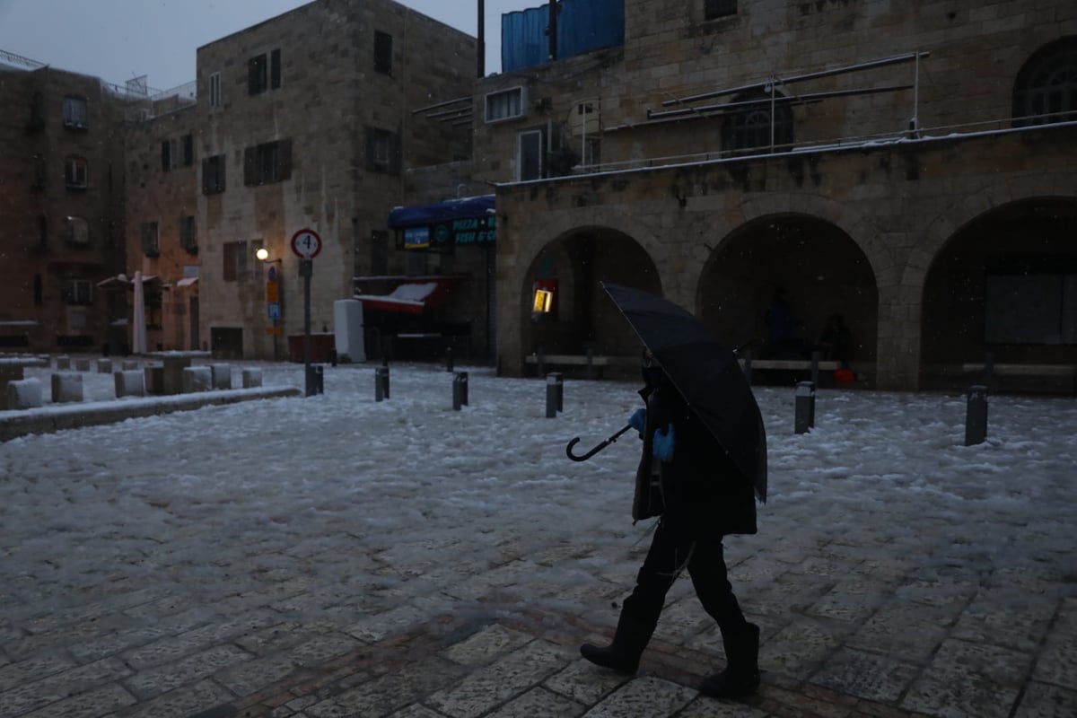 אכזבה בירושלים: השלג נמס, מערכת החינוך נפתחה ב-9