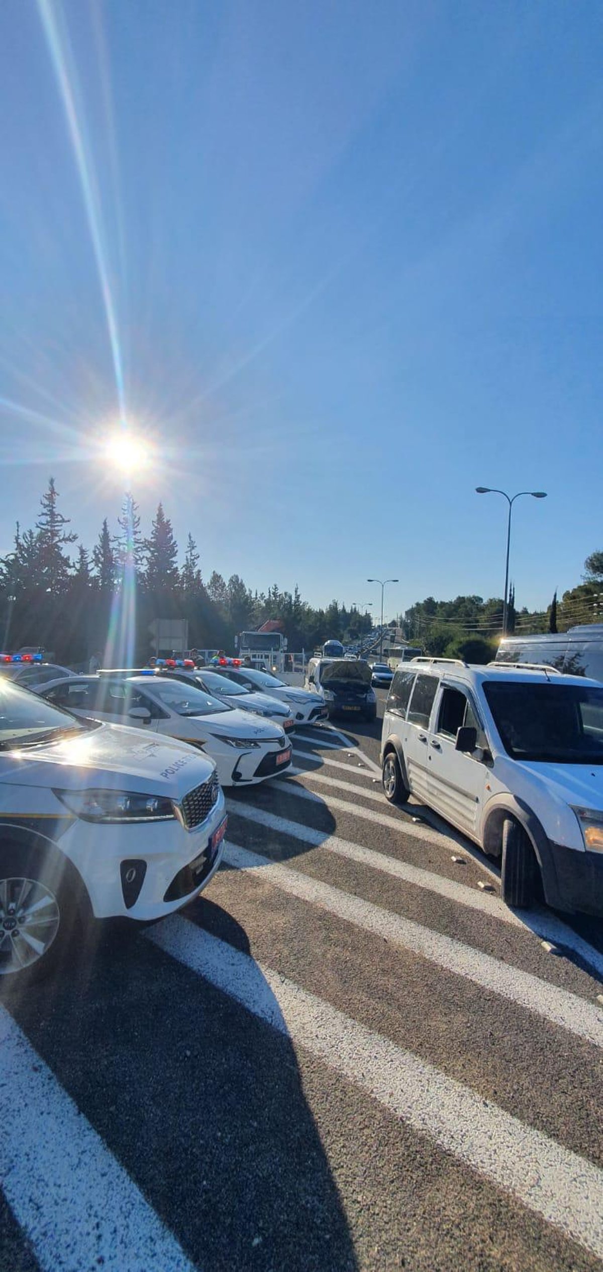 תיעוד מהאוויר: פעילות משטרה בכביש 443