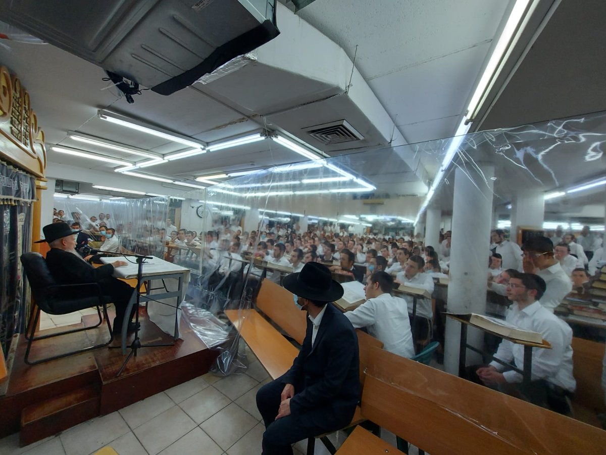 לאחר התקיפה: ראש הישיבה מסר שיעור • תיעוד