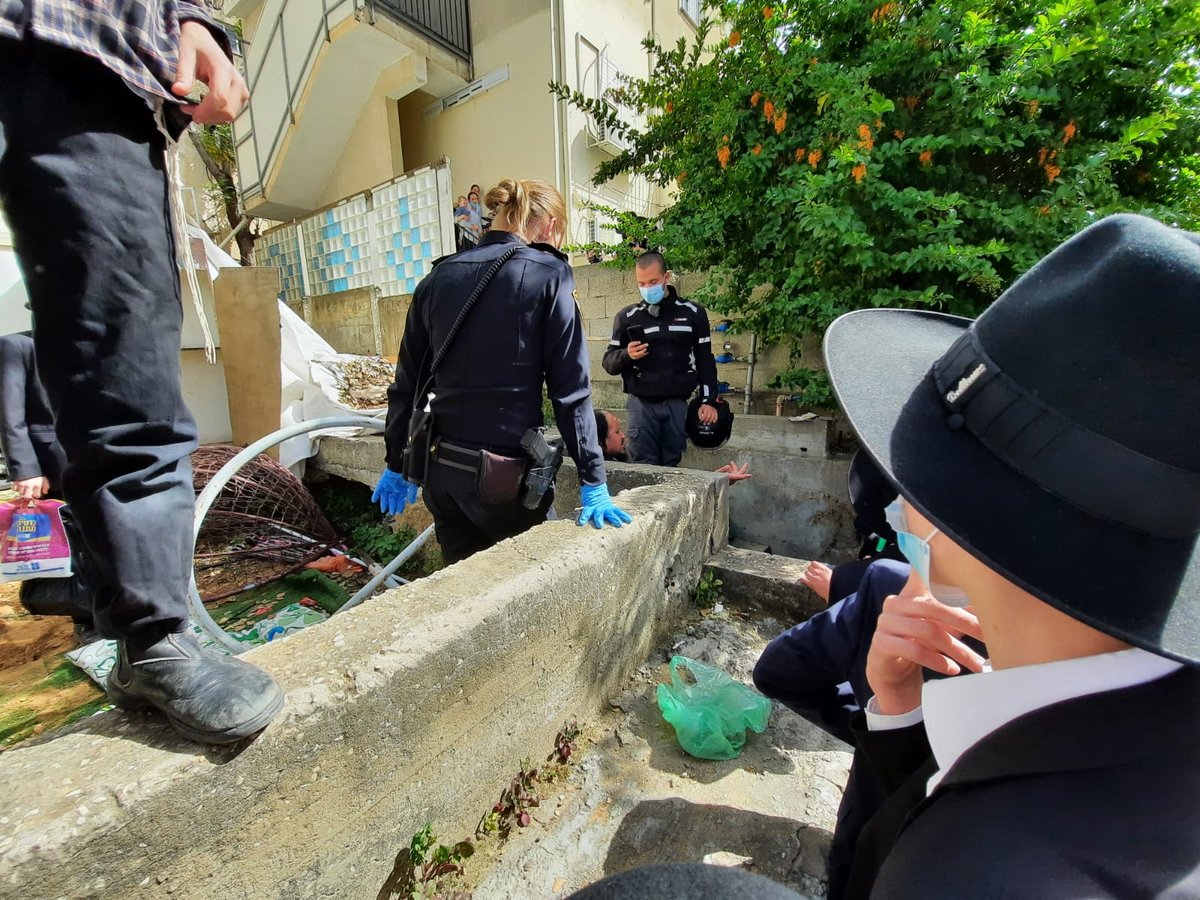 זעזוע: ראש הישיבה הגר"ג אדלשטיין הותקף בסיום השיעור