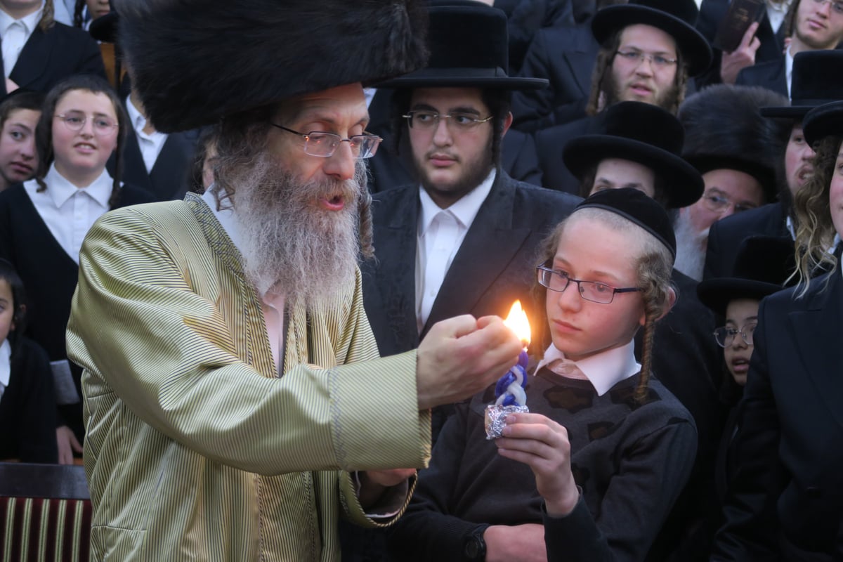 לרפואת אברך: הרה"צ רבי אלימלך בידרמן שבת בביתר עילית