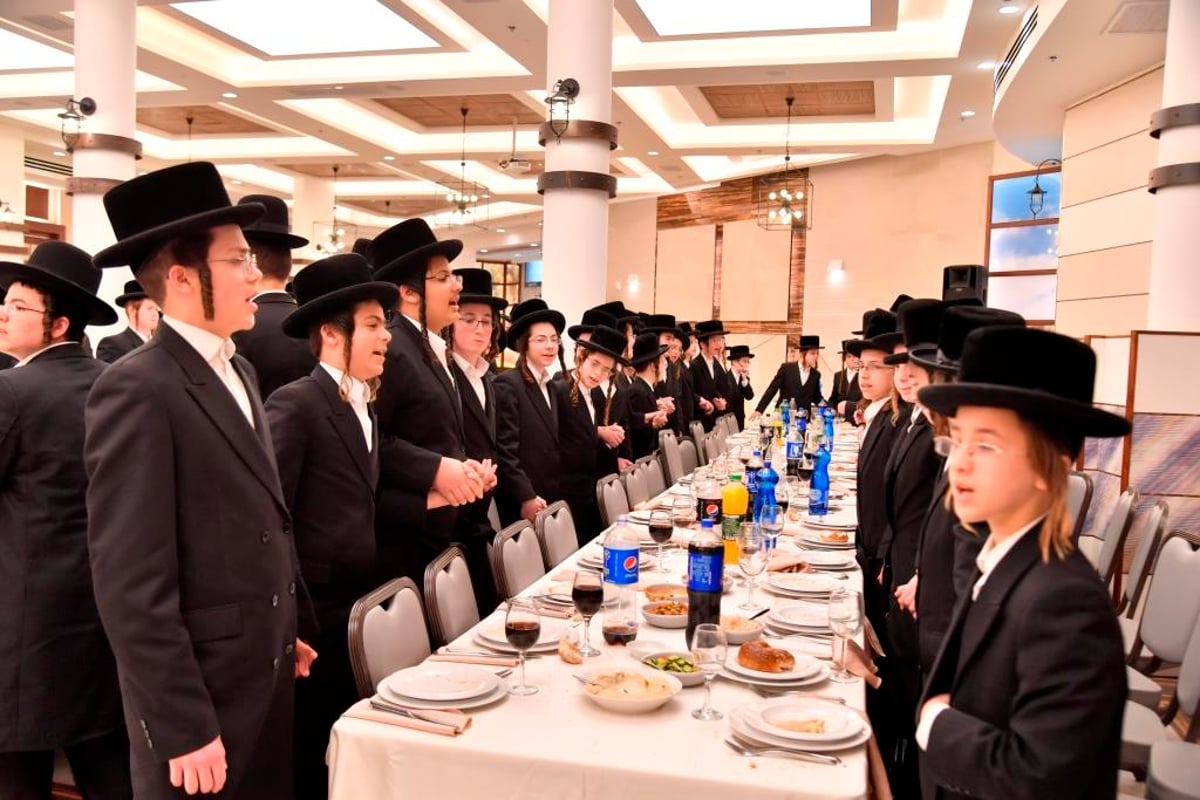 מעמד כבוד התורה בישיבת מכנובקא באלעד