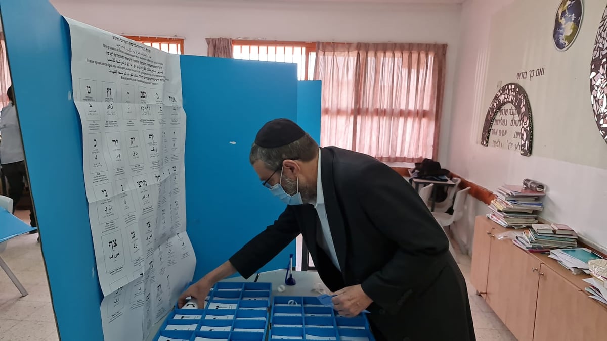 גפני: 'להגיד 'לא' להסתה נגד הציבור החרדי'