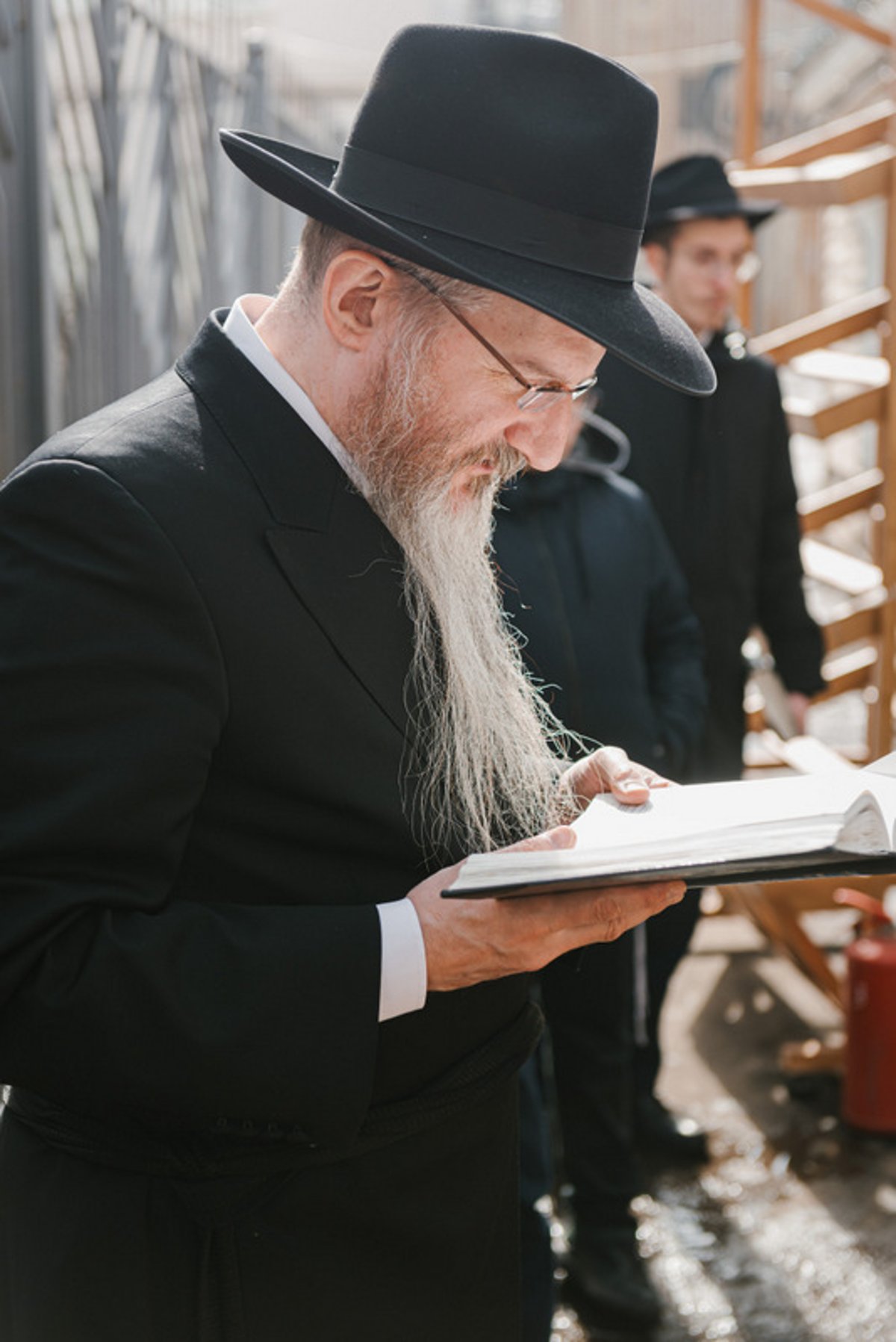 ערב פסח בבירת רוסיה: מכירת ושריפת חמץ