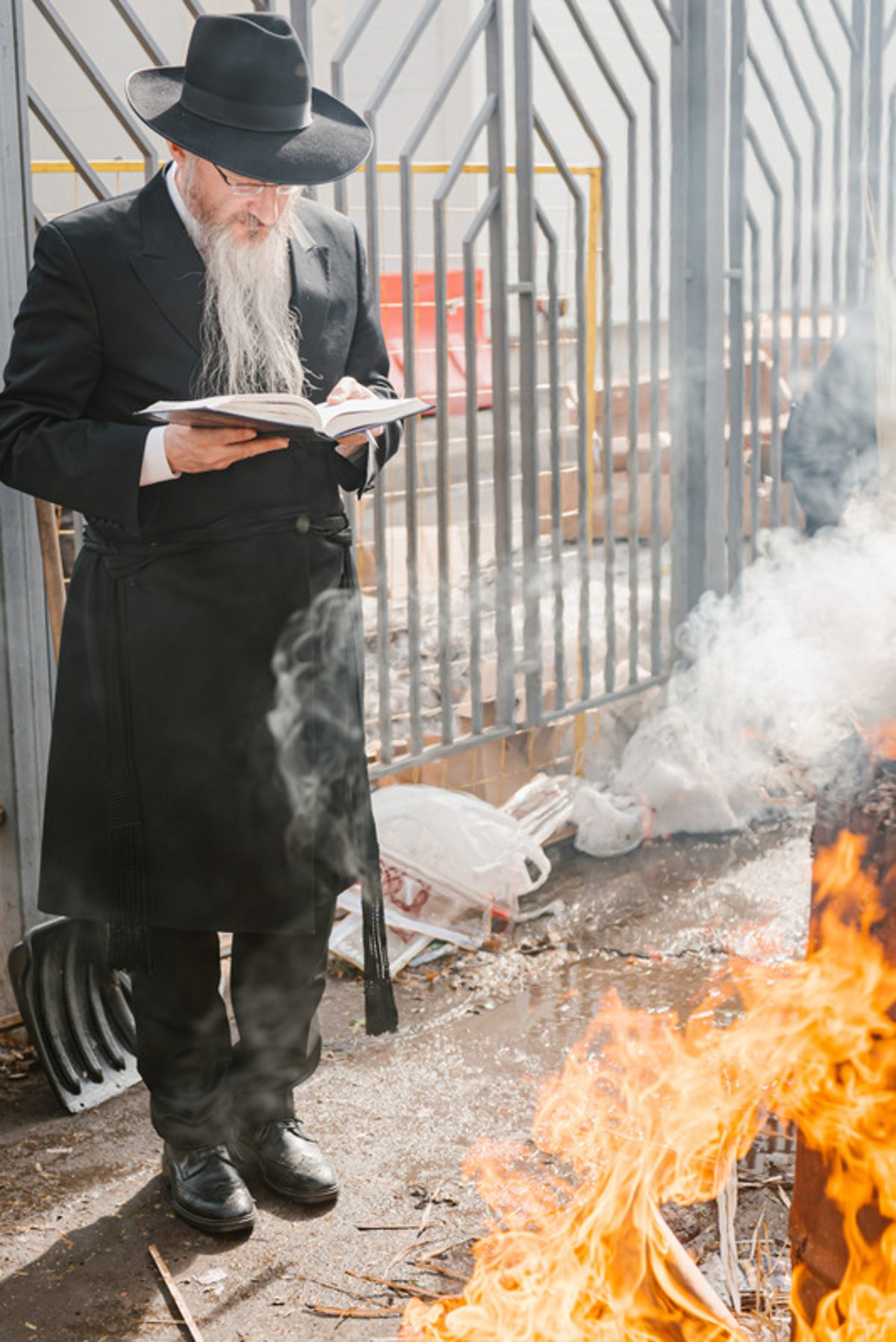 ערב פסח בבירת רוסיה: מכירת ושריפת חמץ