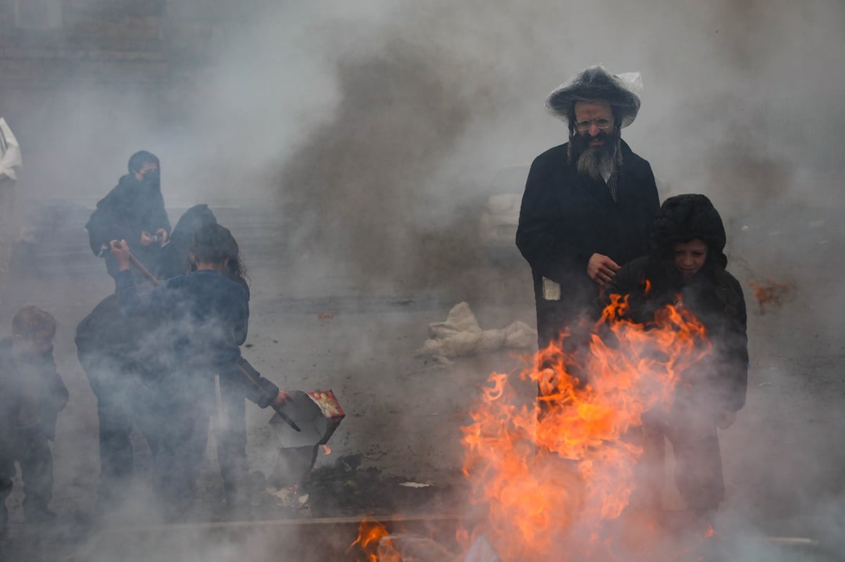 בגשם ובקור הירושלמי: שריפת חמץ תשפ"א