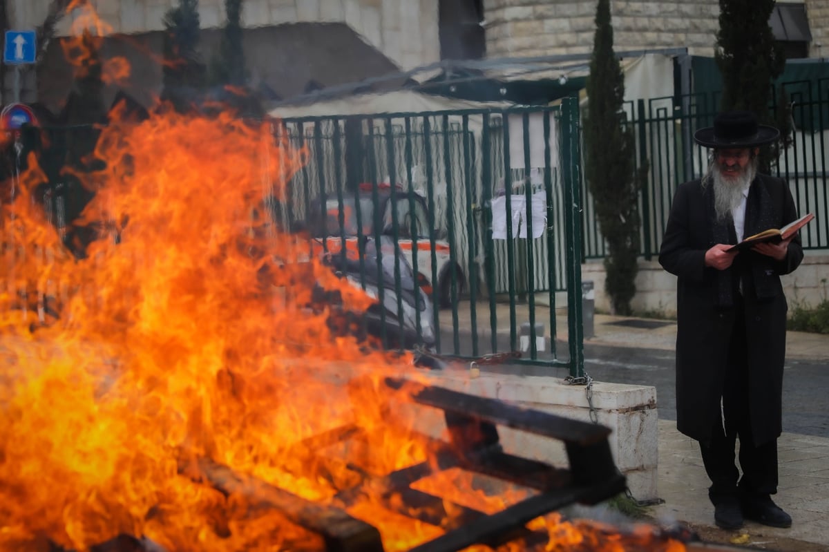 בגשם ובקור הירושלמי: שריפת חמץ תשפ"א