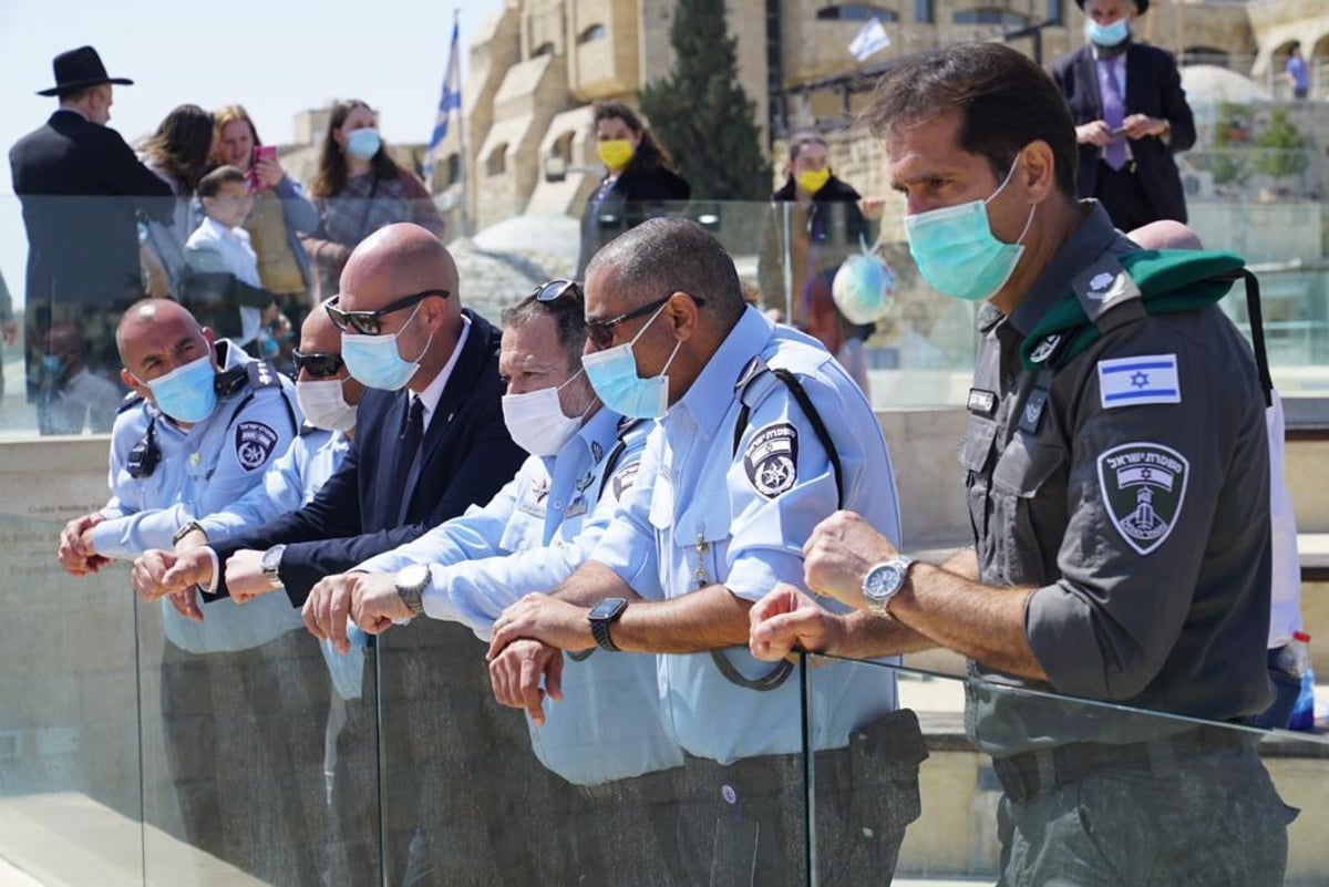 תיעוד מרהיב: 'ברכת הכהנים' בכותל המערבי