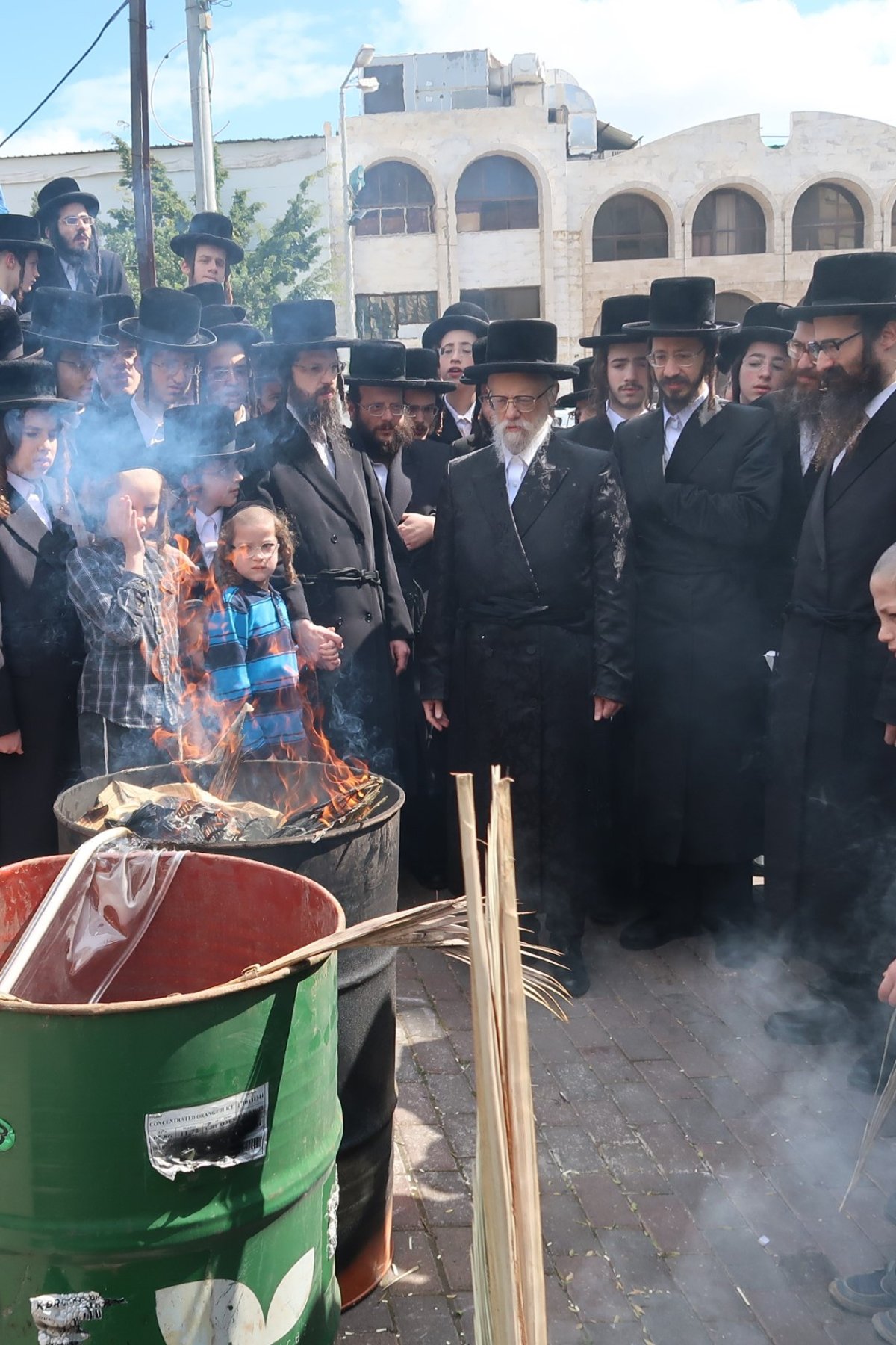 מראות חג הפסח בחצר הקודש סערט ויז'ניץ