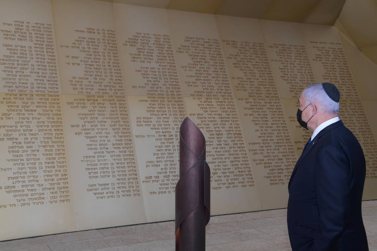 רה"מ נתניהו: "זכרם של החללים חי בליבנו"