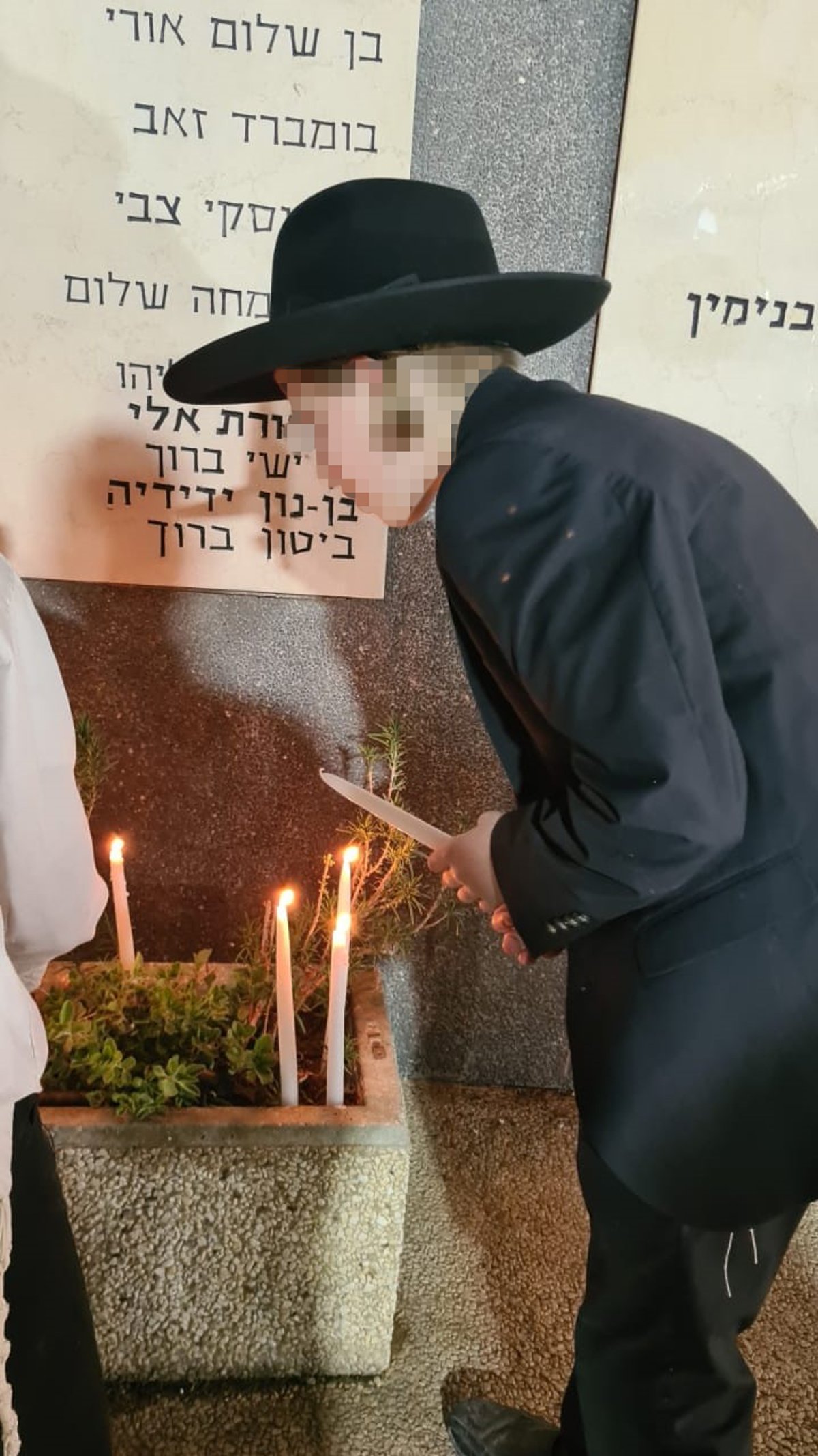 תיעוד מיוחד: כשילדי בני ברק הדליקו נרות