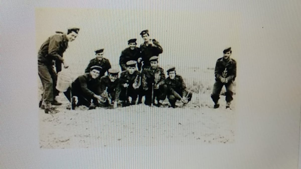 תמונה מט"ו בשבט, טקס נטיעה אילנות. ר' יצחק קלפוס