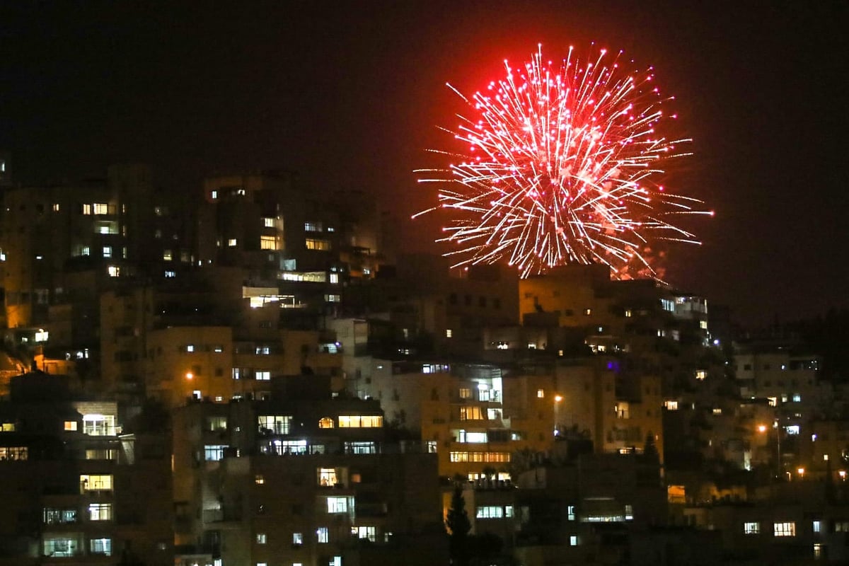 כך נראו הזיקוקים משכונת הר נוף בירושלים