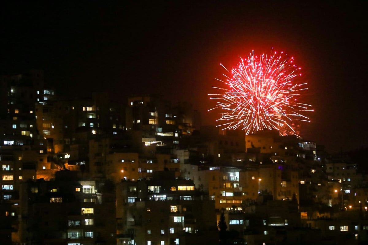 כך נראו הזיקוקים משכונת הר נוף בירושלים