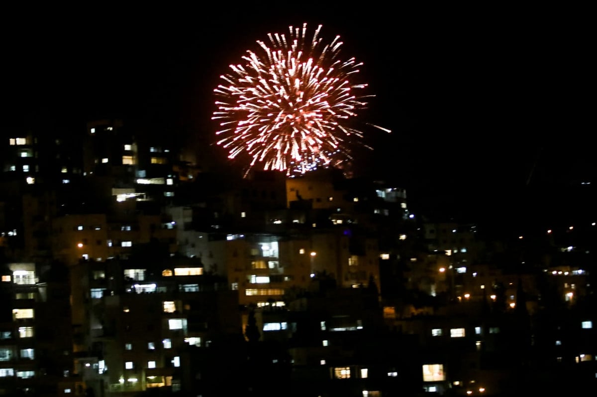 כך נראו הזיקוקים משכונת הר נוף בירושלים