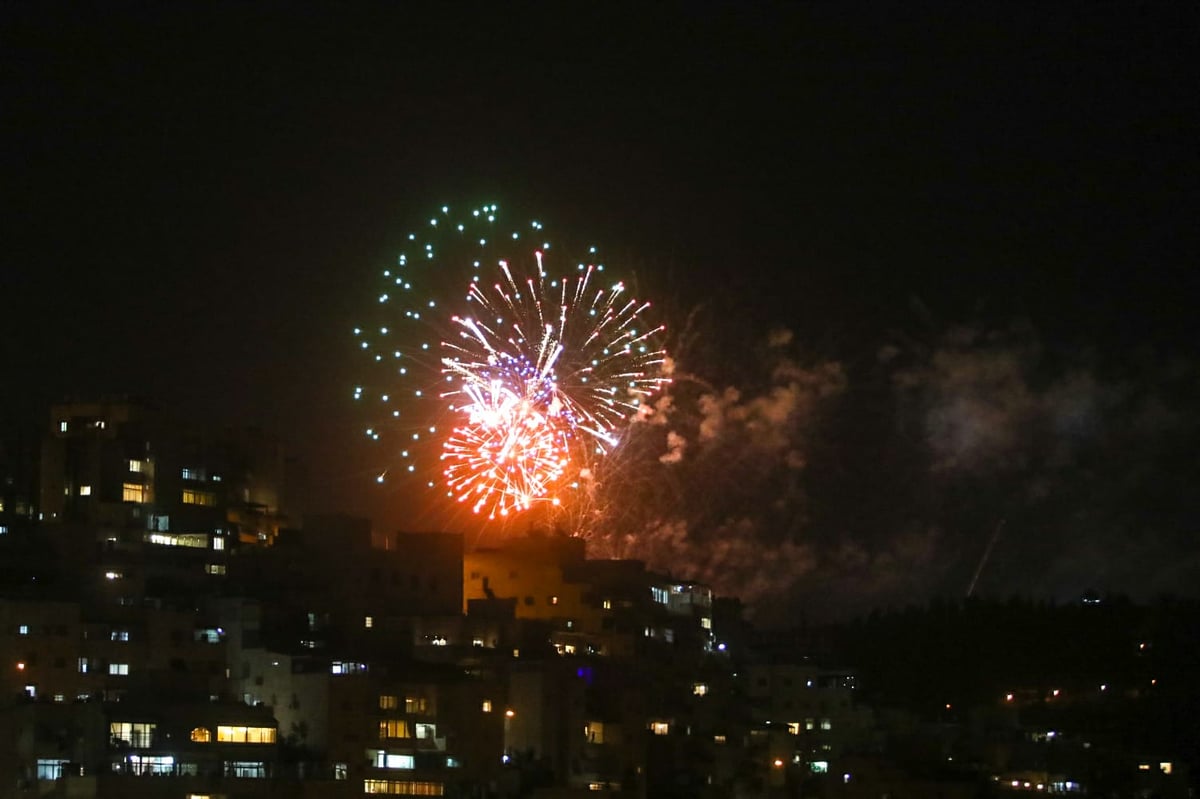 כך נראו הזיקוקים משכונת הר נוף בירושלים