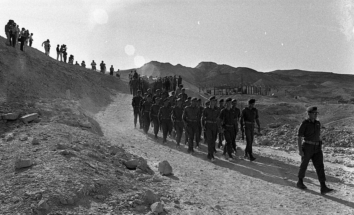 קדושי 'בית שני' שזכו לקבורה בטקס צבאי