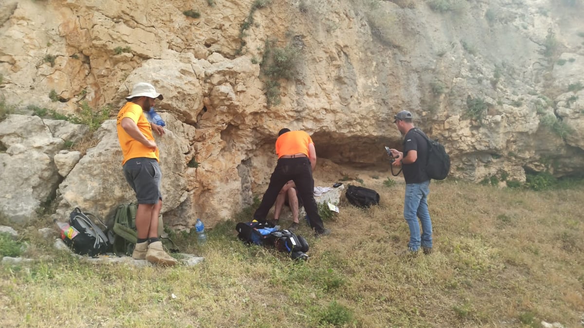 מטייל חרדי התייבש במדבר יהודה וחולץ בנס