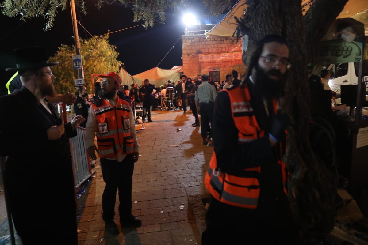 הלב שותת, ממאן להאמין: נהפך לאבל - מחולנו; אוי נא לנו