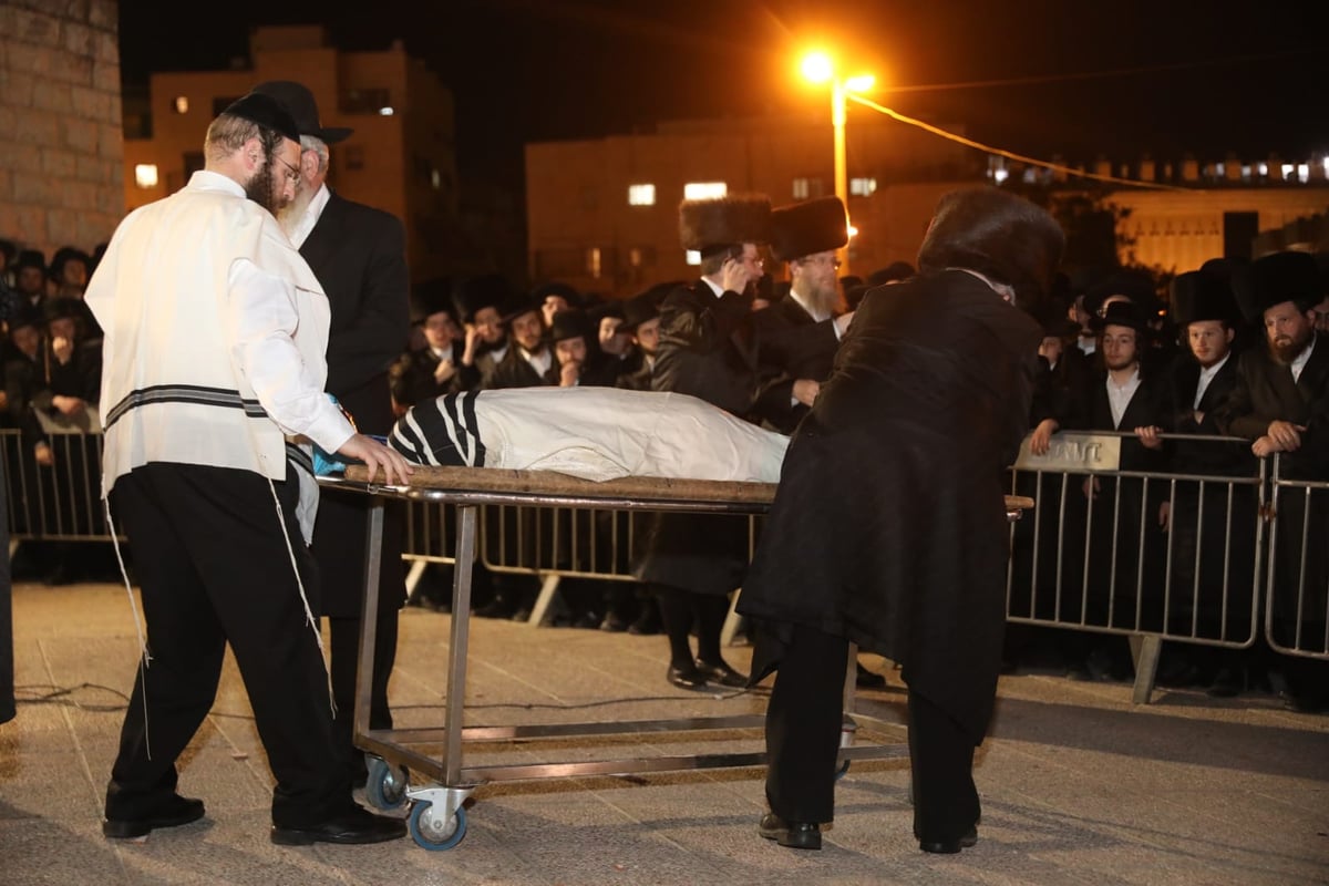 הלווית החתן הבודד מארה"ב שנהרג במירון