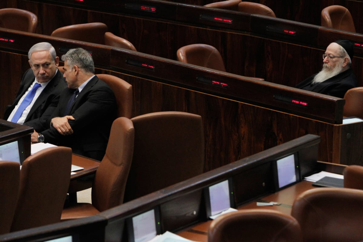 'המודיע' פתח 'צוהר' לממשלת לפיד; ליצמן מיהר להתנער