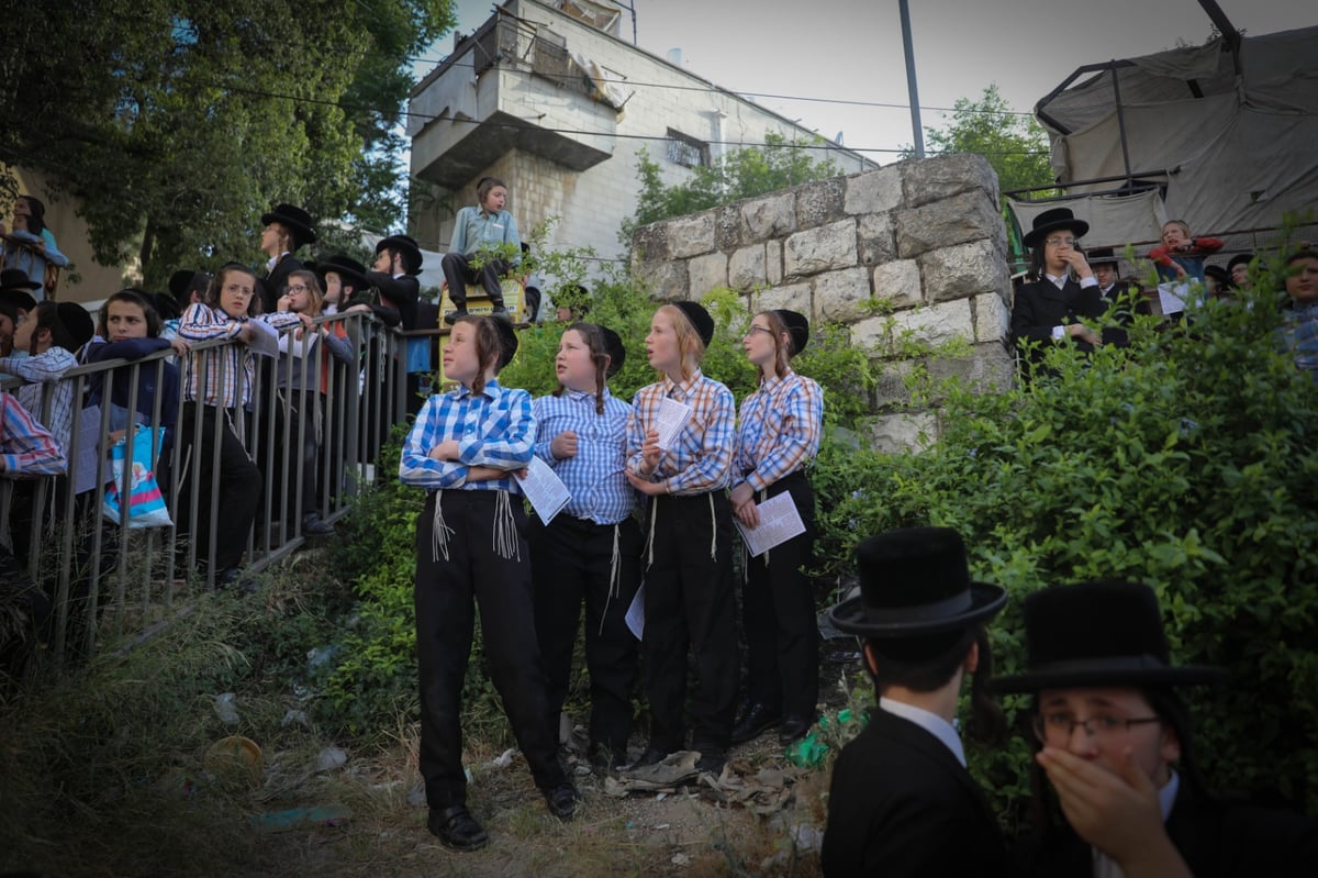 אלפים בעצרת 'העדה החרדית' בעקבות אסון מירון