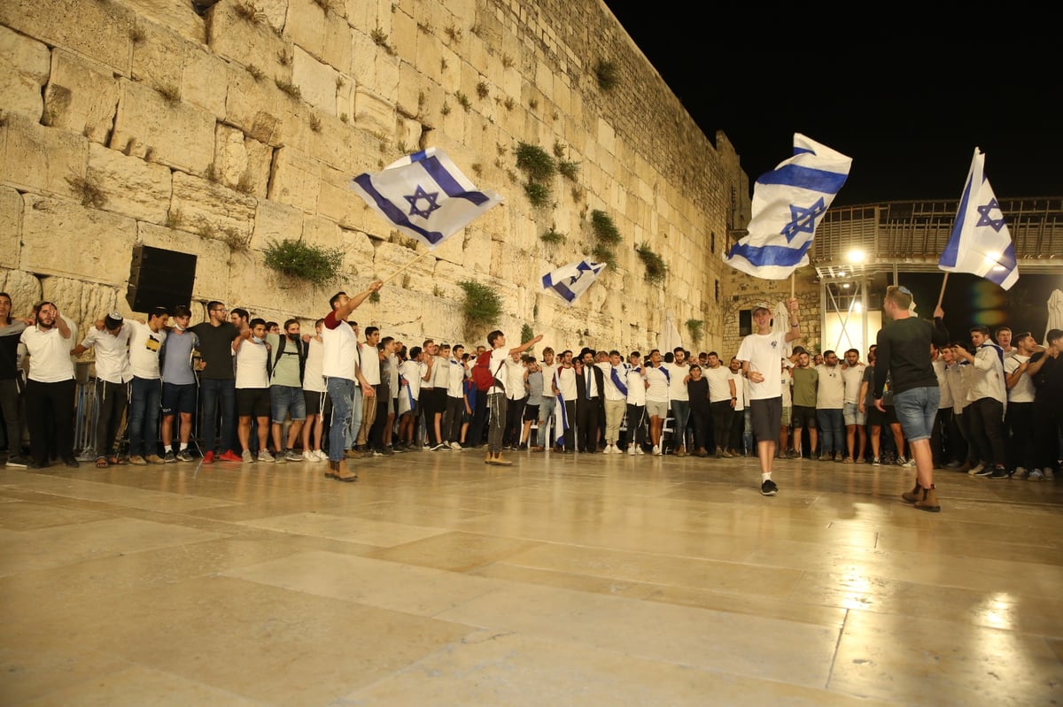 חגיגות 54 שנים לשחרור י-ם - נפתחו בכותל