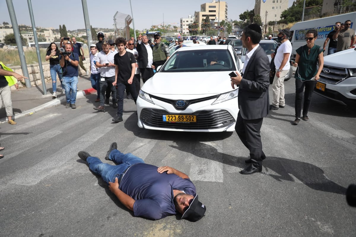 עימות חזיתי: שוטרים, ח"כי ימין ו'המשותפת'