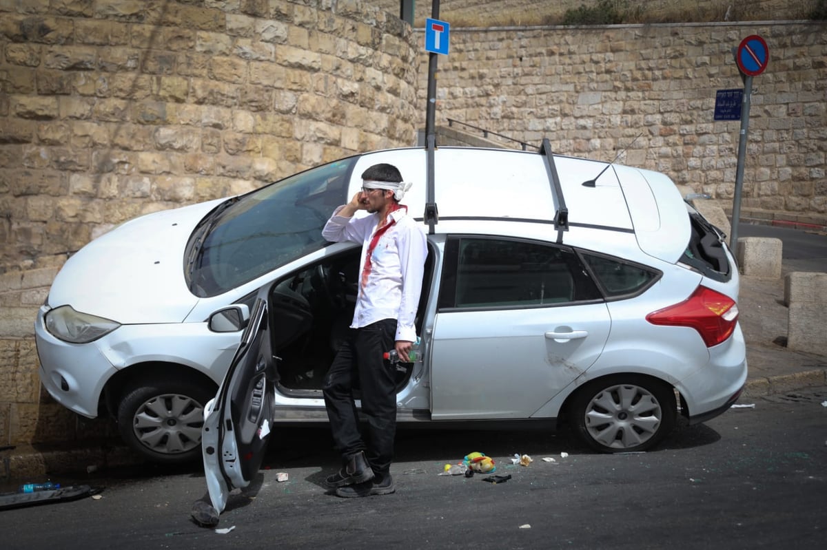 תיעוד דרמטי מירושלים: יהודים ניצלו מלינץ' בשער האריות