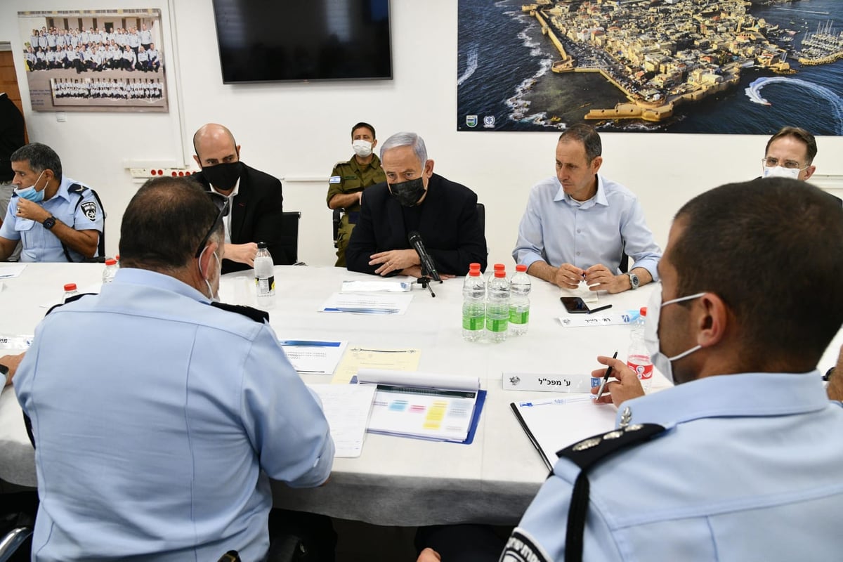 נתניהו בעכו: "נחזיר את המשילות באגרוף ברזל"