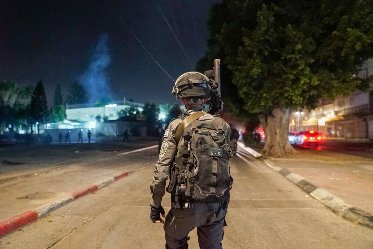 נתניהו סייר בלוד: "מדובר בחיים או מוות". צפו