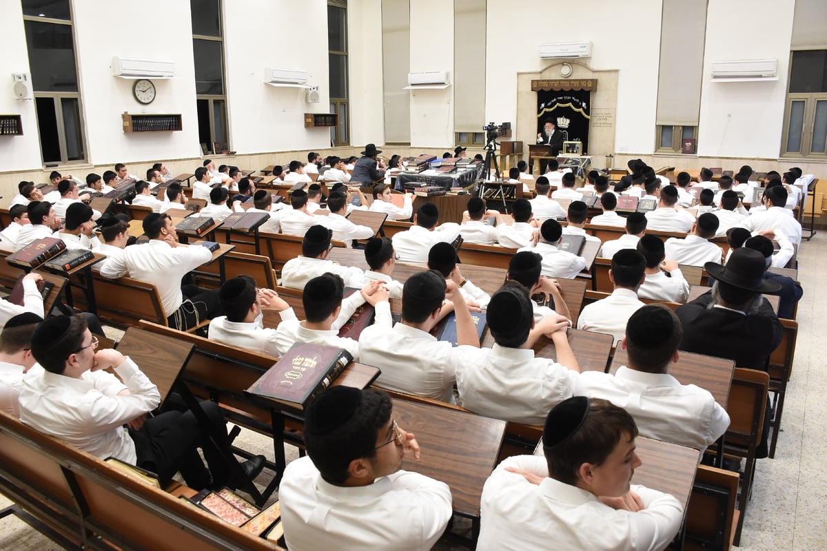 הגר"ש גלאי: "הקב"ה מעורר אותנו כמו 'שעון מעורר'"