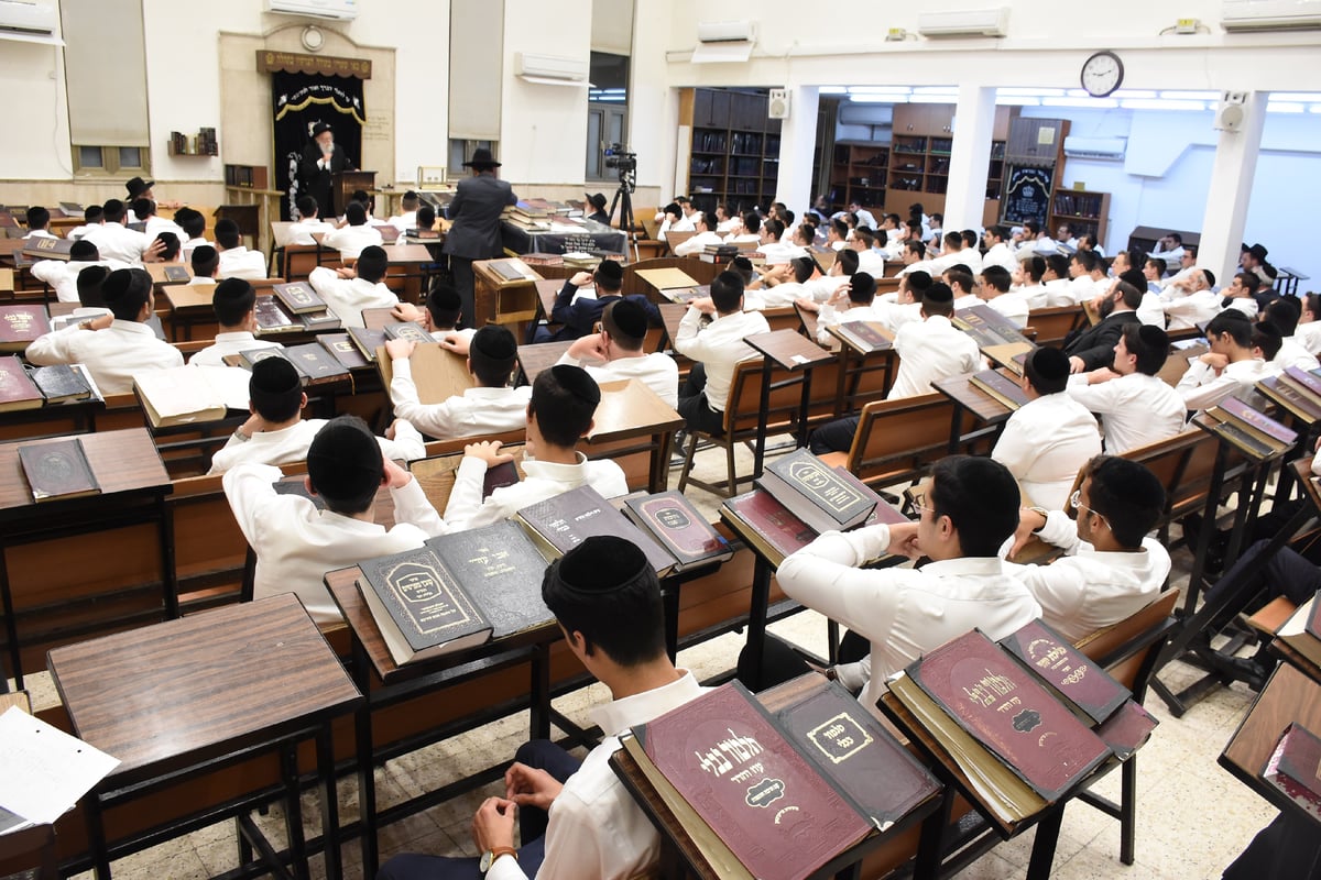 הגר"ש גלאי: "הקב"ה מעורר אותנו כמו 'שעון מעורר'"