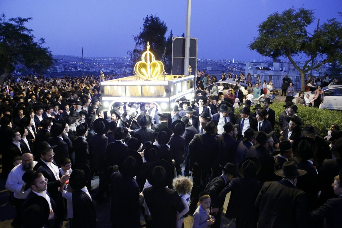 ספר תורה הוכנס לזכרו של הרב דב פלאי שנפטר בצעירותו