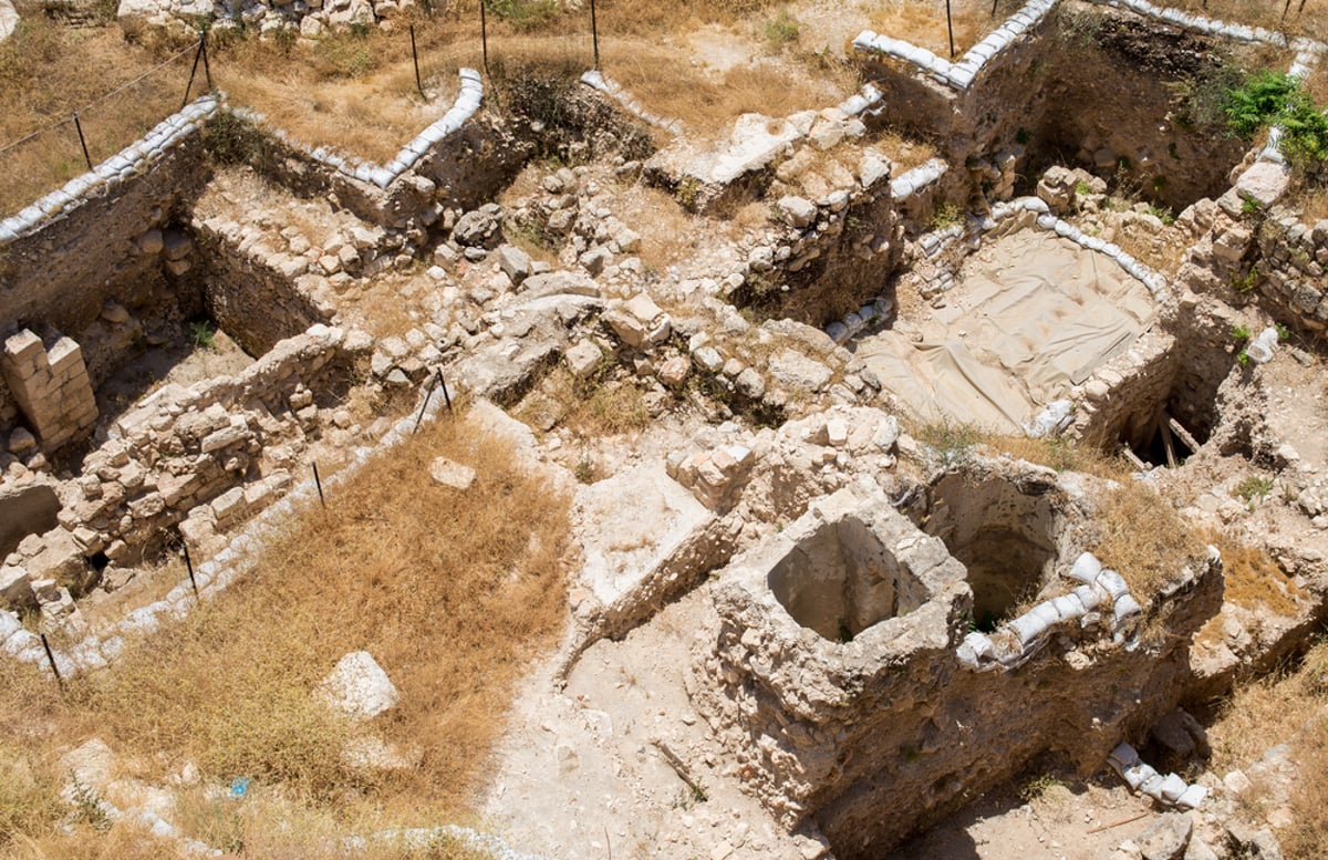 חפירות ארכאולוגיות באתר עתיקות בירושלים