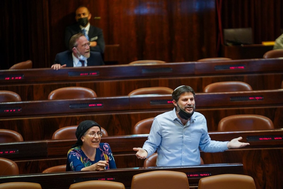 מראענה לשר אוחנה: "תפסיק להסית"; סמוטריץ': "חבל שלא מתו אלף מחבלים"; צפו