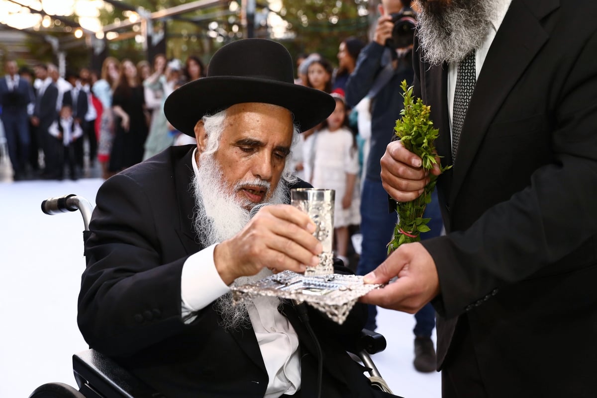 הגר"ש מחפוד השיא את נכדו • צפו בגלריה