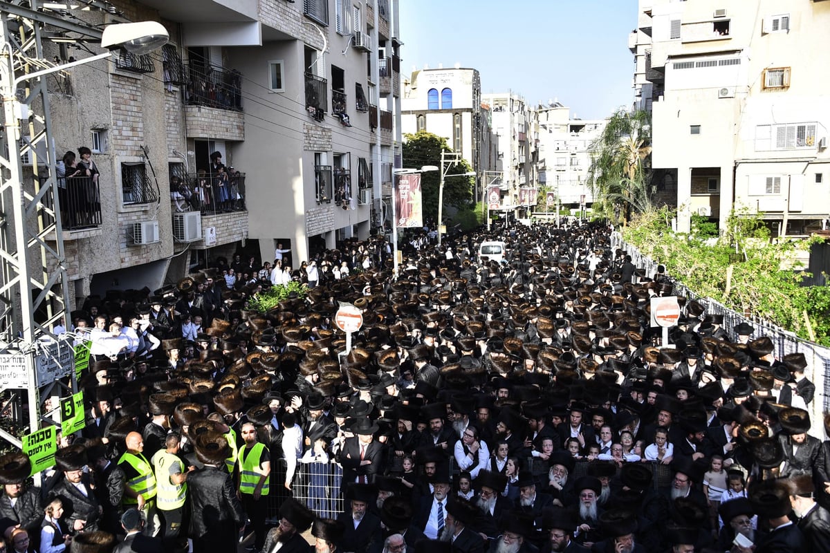 אלפים בחתונת בית סערט ויז'ניץ - סאטמר - ויז'ניץ