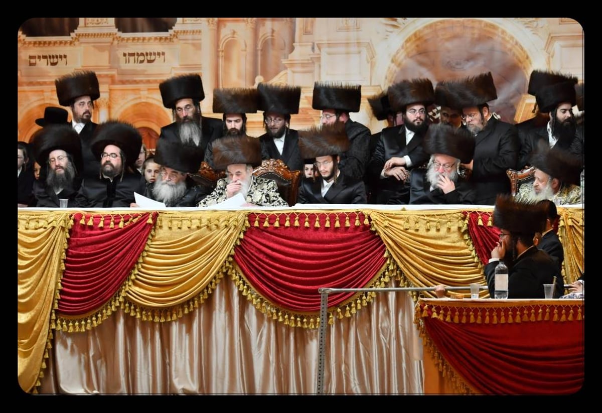 המונים בחתונת נכד הרבי מויז'ניץ בארה"ב