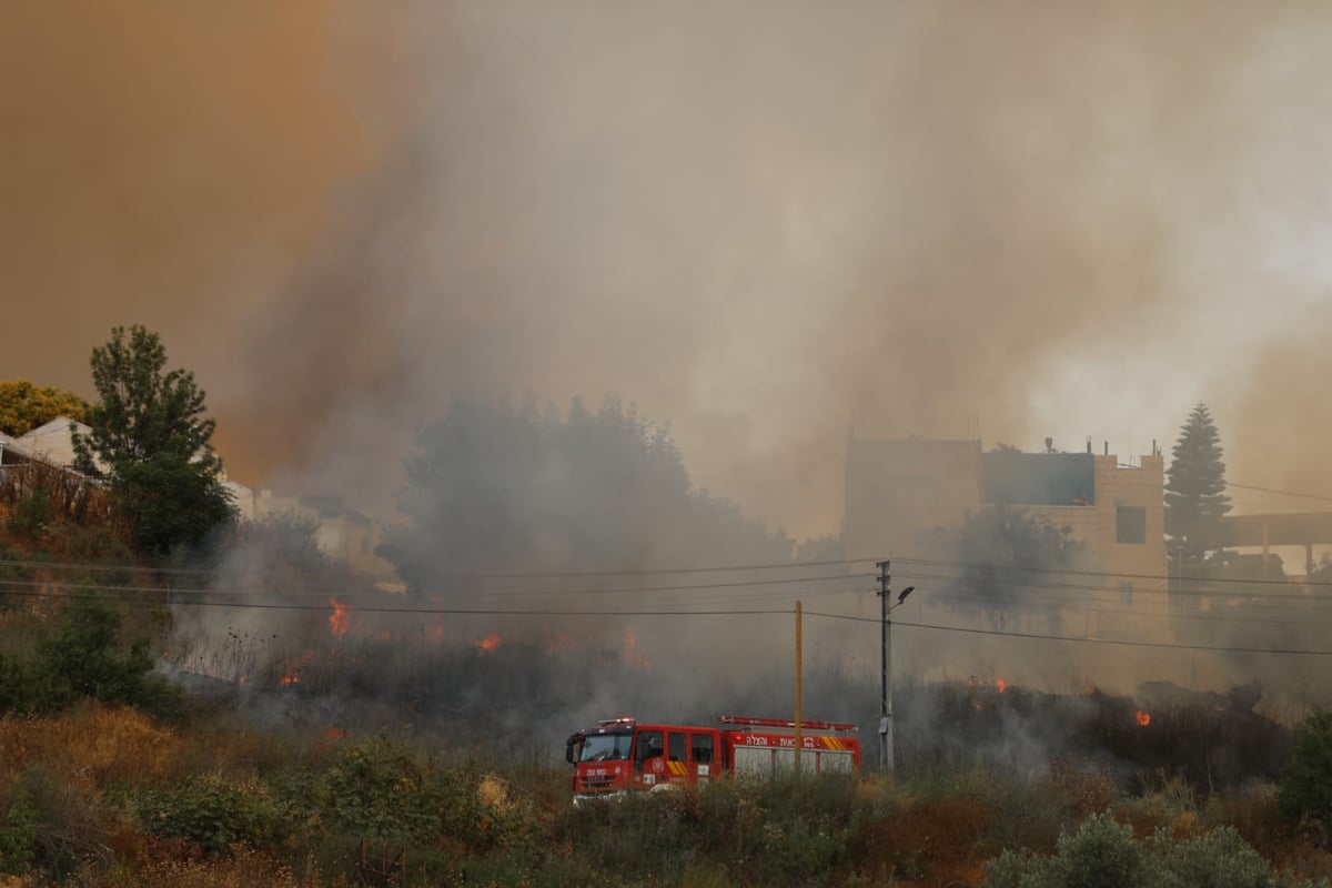 אש בוערת בהרי ירושלים; "הוסרה הסכנה מעל הישובים"