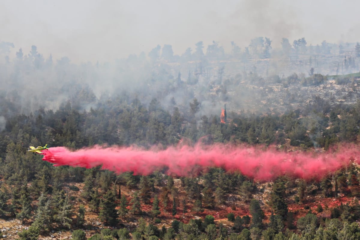 אש בוערת בהרי ירושלים; "הוסרה הסכנה מעל הישובים"