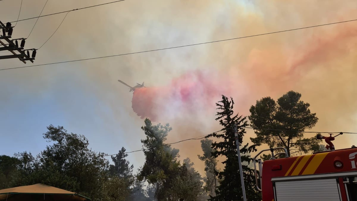 שמונה מטוסים הוזנקו: שריפה בסמוך לביתר עילית