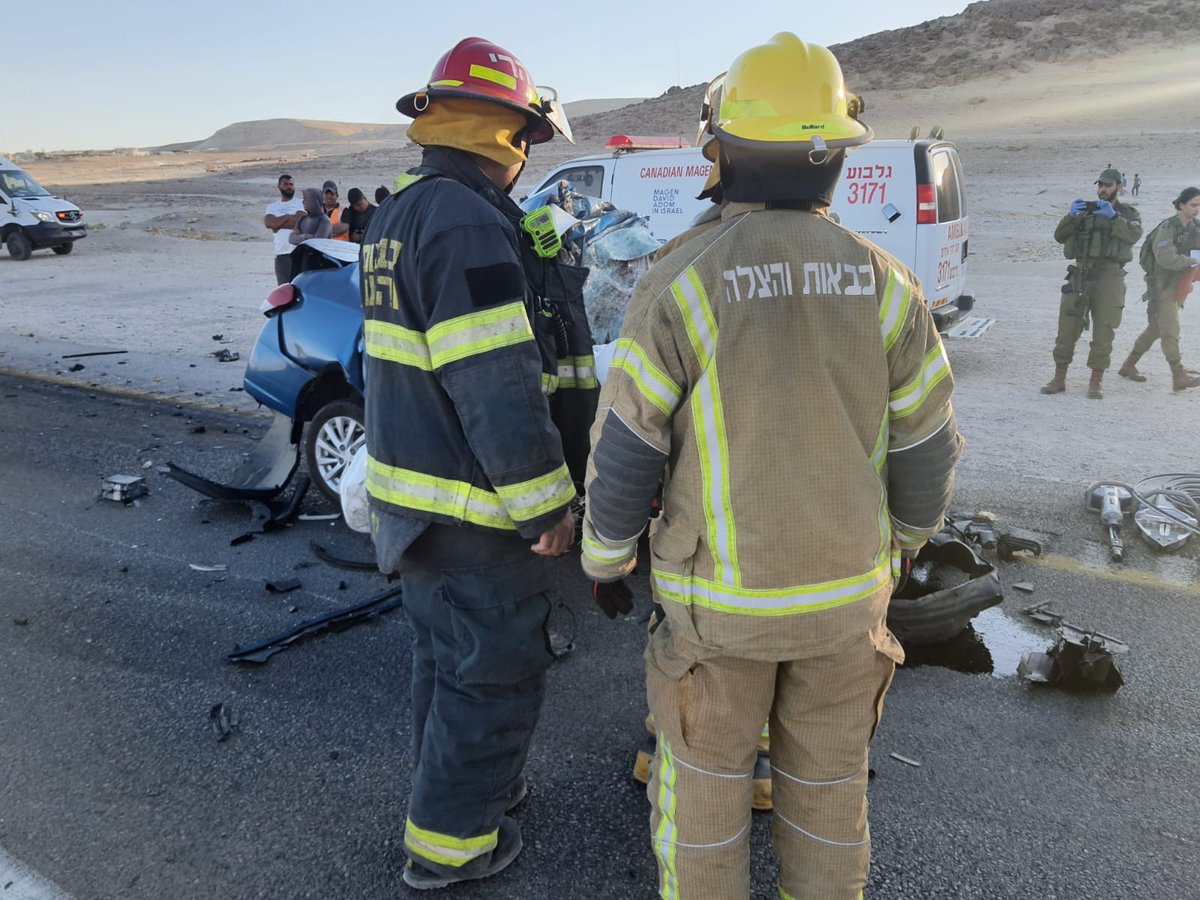 חרדי נהרג בכביש 90: 'הרכב היה קרוע והנהג נלכד בתוכו'