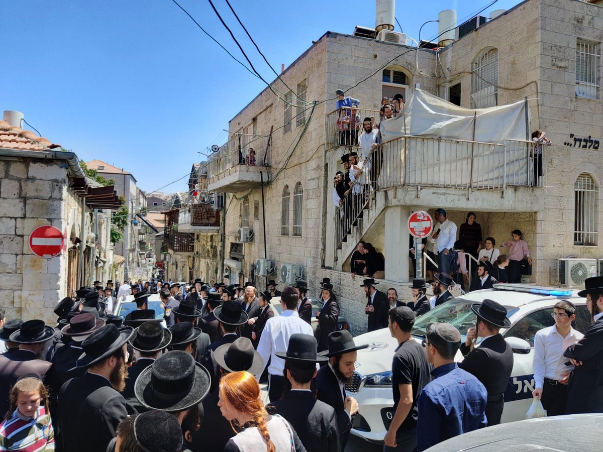 משה ליאון ומשה גפני חולצו מ'בית ישראל'