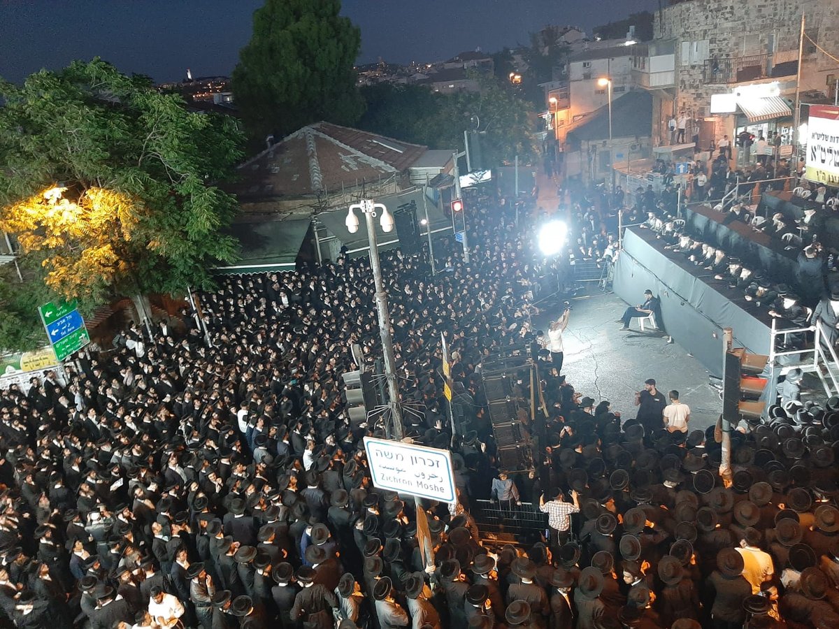 אלפים בעצרת המחאה של 'העדה'; "כבוד התורה"