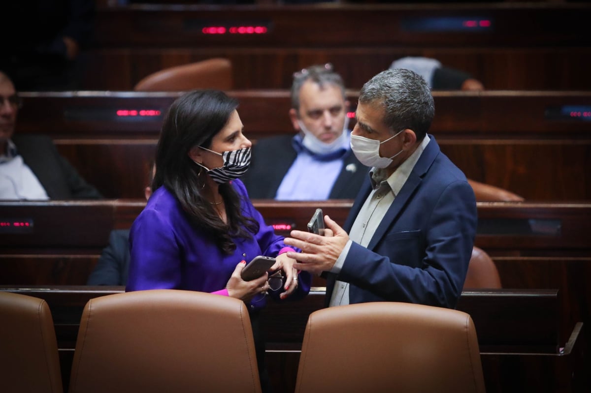 הלילה הסוער בכנסת בעדשת צלם 'כיכר' • גלריה