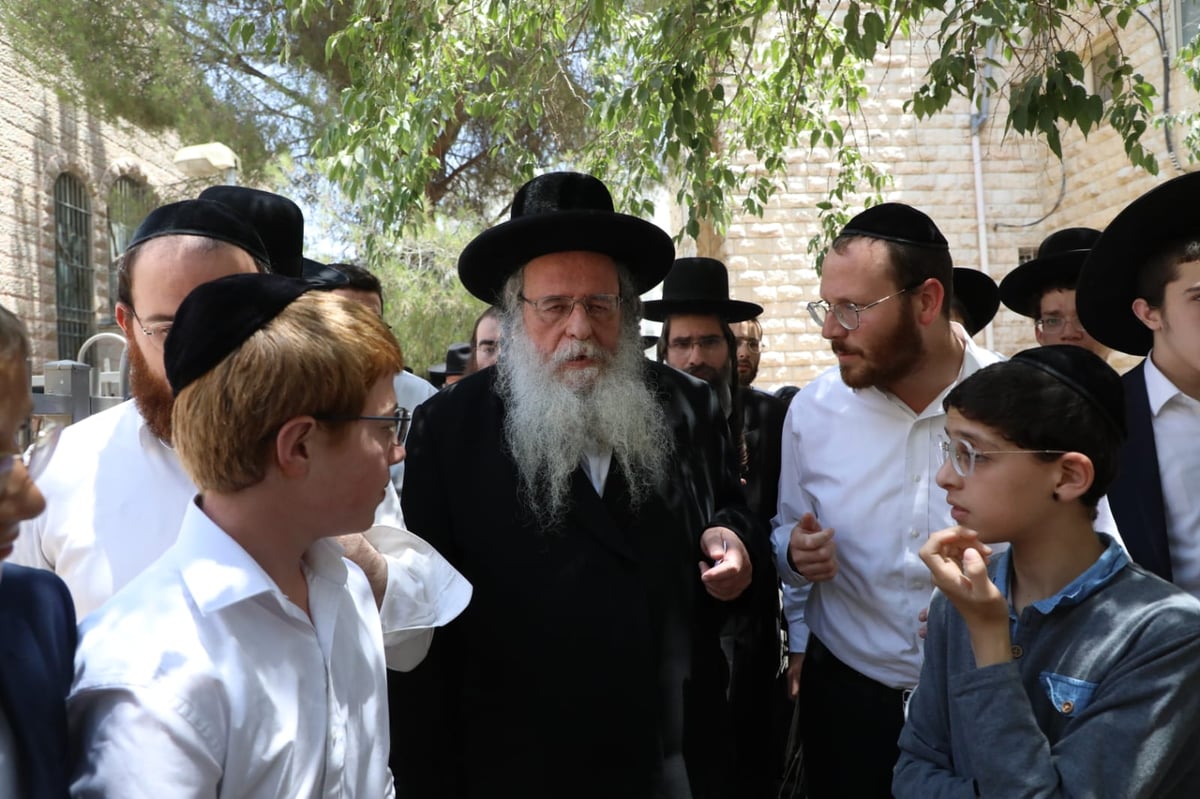 הגר"ש אלתר הסביר: "זה ערב הזמן החדש - לא בין הזמנים"