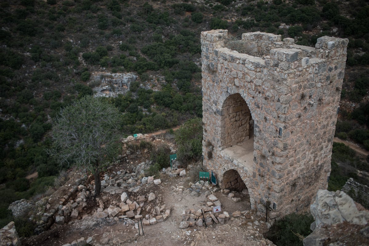 טיול לבין הזמנים: כך תטיילו ב'נחל כזיב'