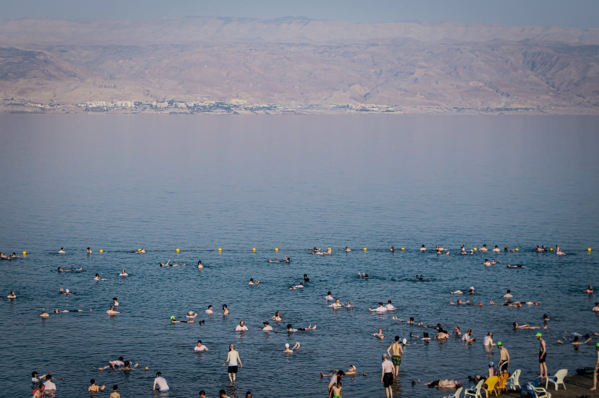 צלם 'כיכר' תיעד: ים המלח במלוא הדרו; צפו